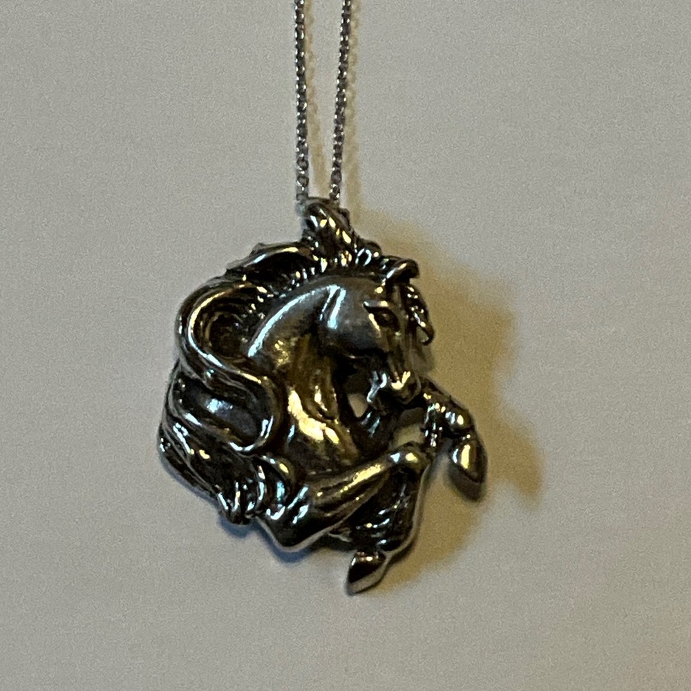 Stallion Sterling Silver Horse Pendant Necklace NWT